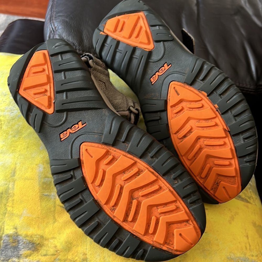 TEVA Hudson Bungee Cord sandal size 9 - Picture 6 of 8
